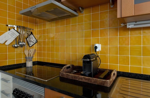 Retur Villa | Villa 'Praia Verde Beach House' with Sea View, Wi-Fi and Air Conditioning
