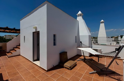 Retur Villa | Villa 'Praia Verde Beach House' with Sea View, Wi-Fi and Air Conditioning