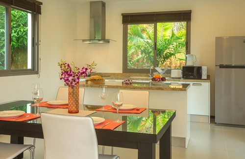 Nai Harn Villa | Villa Sipura by Tropiclook