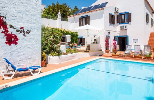 Mato Serrao Villa | Villa w/heatable pool & BBQ in Carvoeiro