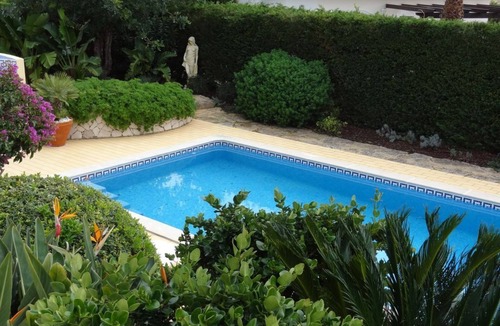 Estombar Villa | Villa with heated pool in an oasis of peace between Carvoeiro and Ferragudo.