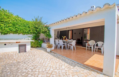 Vale de Centianes Villa | Villa with pool walking distance to Carvoeiro