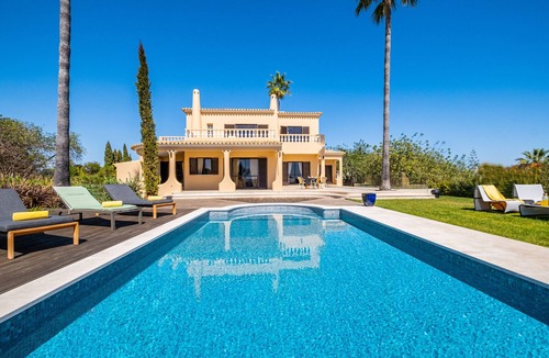 Vale de Parra Villa | Villa with private pool and BBQ in Galé