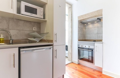 Santo Condestavel Apartment | Vita Portucale | Design Apartment Campo Ourique