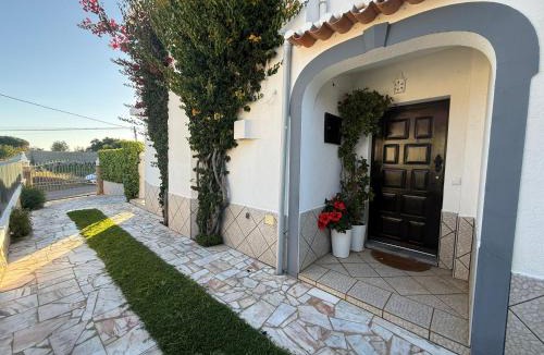 Mosqueira Villa | Vivenda Silvestre Family House