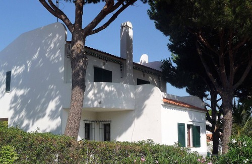 Quarteira Villa | VV Beautiful Villa w/pool | A/C | VILAMOURA!
