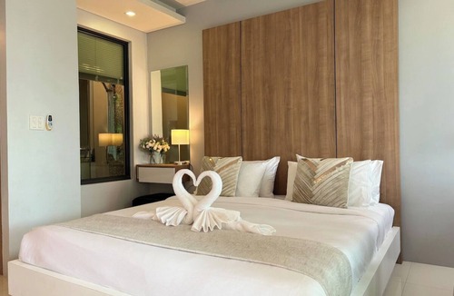 Ban Sakhu Apartment | Walk & Relax: Tropical Stay in the title C111