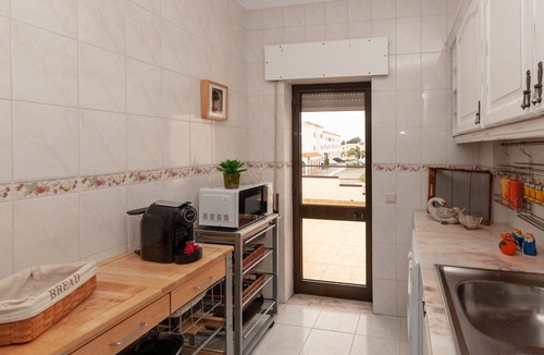 Santa Eulalia Apartment | Walk to Beach & Strip Stylish 2BR w/Pool, Terrace & BBQ | Albufeira