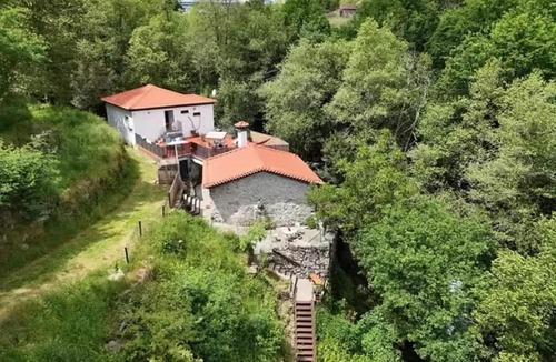 Couto de Baixo House | Wylde Roots River House - with natural river swimming pools
