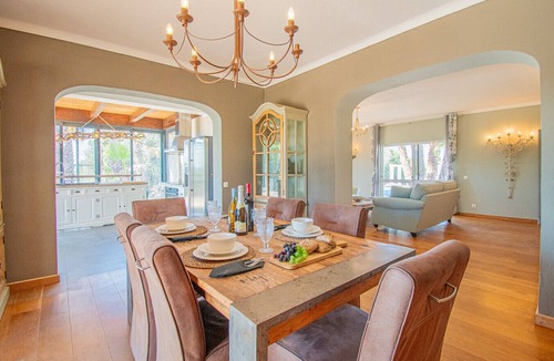 Lagoa e Carvoeiro Villa | Yoba Horse Farm: Equestrian Retreat