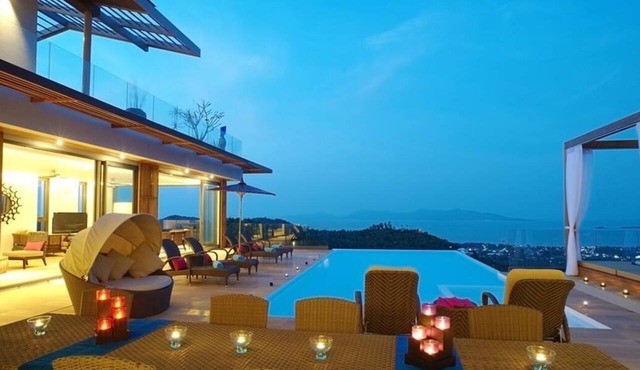 10 Bedroom Twin Seaview Villas~5* with staff
