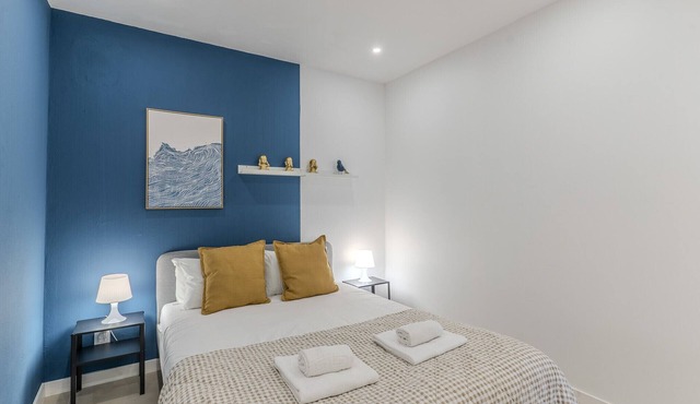 #170 Casa do Páteo I com alpendre by Home Holidays