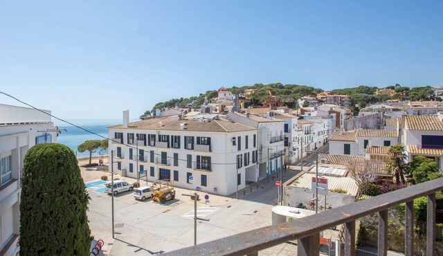 1MARS 02 - Basic 3 bedrooms apartment in fron of the beach of Llafranc in Llafranc