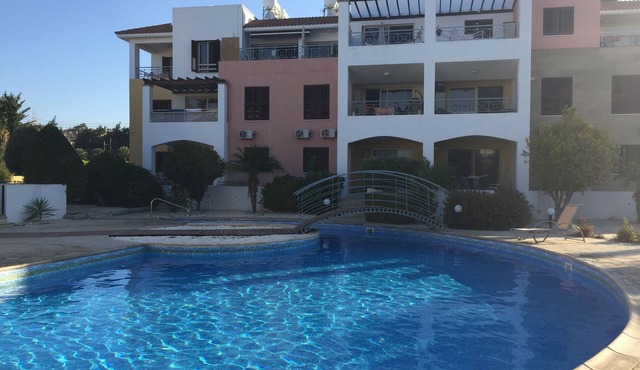 2 Bedroom Ground Floor Apartment Close to Shops, Restaurants, Old Town and beach in Paphos