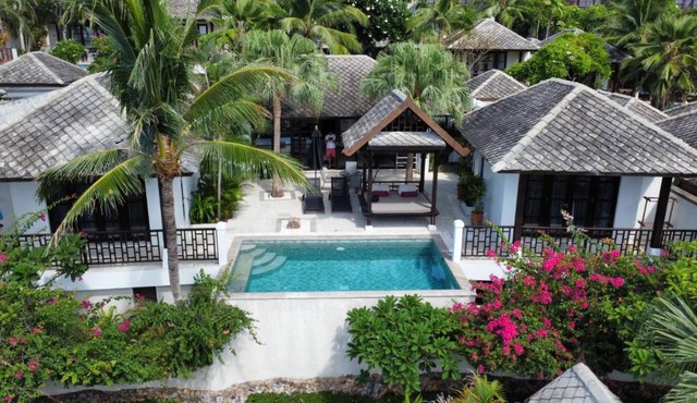 3 Bedroom Seaview Villa Haven on Beachfront Resort