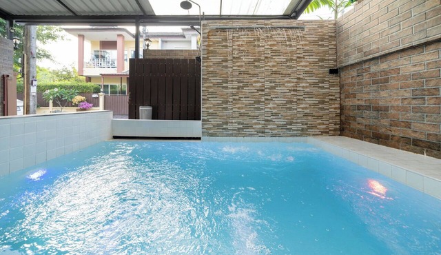 3 Beds Villa Laguna with Pool and Gym
