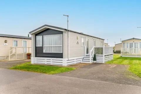 30 Bayside Cove in Pevensey