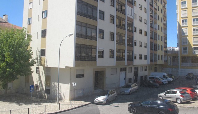 Apartment near Tagus Park, Oeiras shopping, Golf, Lagoas Park.