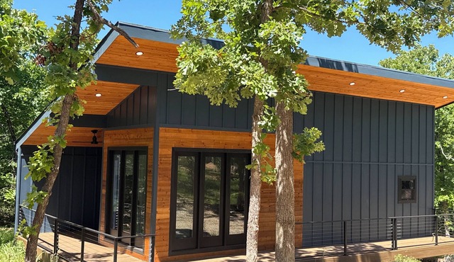 Agapé Villa, city retreat, relaxing oasis in Tulsa