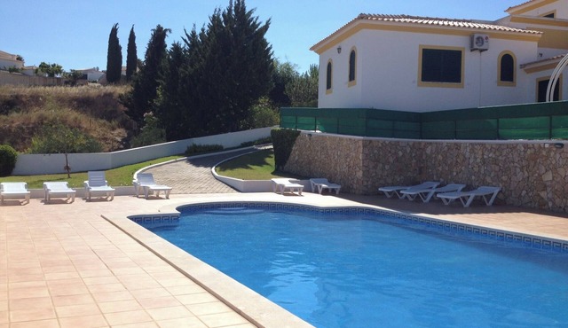 Albufeira holiday villa with large sun terrace shared pool and quiet location,