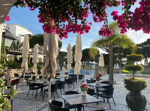 Algarve Luxury Experience - Situated within the Pinecliffs Resort