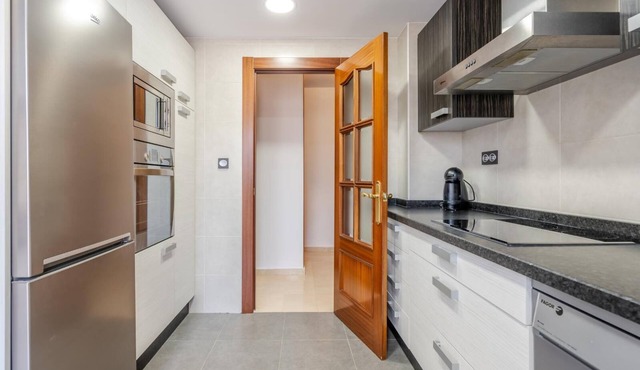 Amplio Apartamento con Wifi y Garaje in Granada