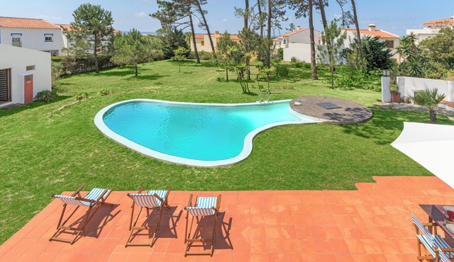 Apartment 'Cerca Do Altinho' with Private Pool, Private Terrace and Wi-Fi