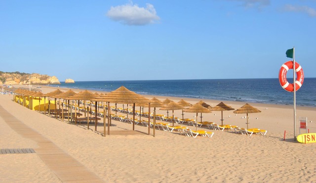 Apartment 30 meters from the beach