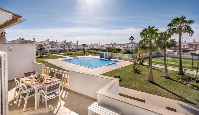 Apartment AG - O Monte 3 bedroom apt with large pool