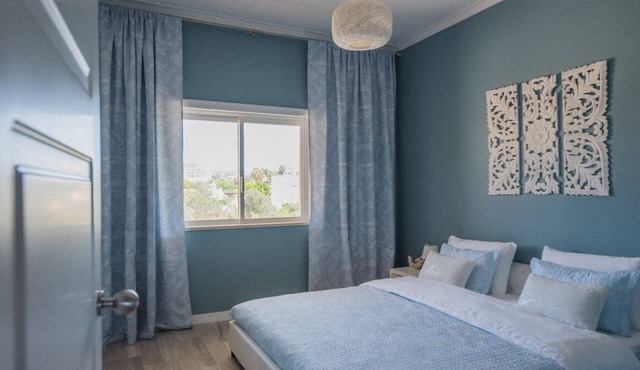 Apartment Alvorada with swimming pool 5 minutes from the beach