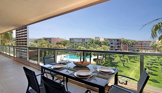 'Apartment Herdade dos Salgados' close to the Beach with Shared Pool & Wi-Fi