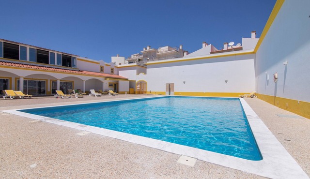 Apartment 'T2 Reis' with Shared Pool, Wi-Fi, and Air Conditioning