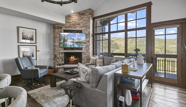 Arrowleaf Lodge at Deer Valley Resort - Two Bedroom Residence #405 in Park City