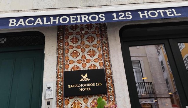 Bacalhoeiros 125 Hotel