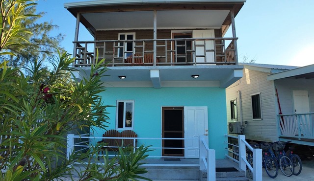 Bayview sunset villa peaceful tranquil comfortable modern in Belize