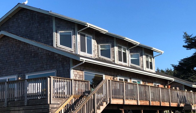 BEACH HOUSE GETAWAY! PACK YOUR BAGS! in Pacific Beach
