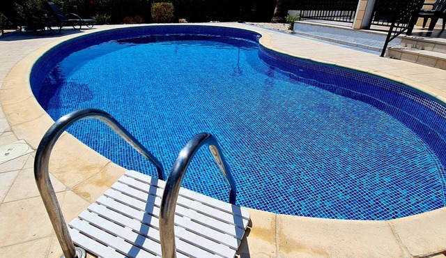 Beautiful 3 bedroom villa, Tala - rooms all on one level in Tala