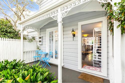 Beautiful Ponsonby Villa by Zodiak Stays in Auckland
