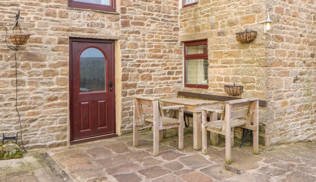 BECKELSHELE, pet friendly, with open fire in St John's Chapel in Bishop Auckland