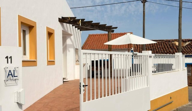 Between the tranquillity of the village and the calm rhythm of the Alentejo. in Corval
