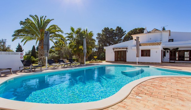 Blue Ocean: A Deluxe Villa With Private Pool