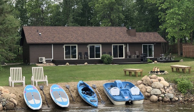 Cabin on Big Sand Lake - 4 Bedroom, 2 Bath, Sandy Beach, Secluded, Modern in Park Rapids