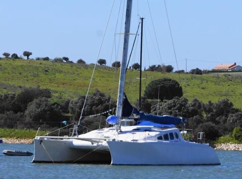 Cabines Catamaran Breakfast-Brunch Included, Optional Lunch & Dinner