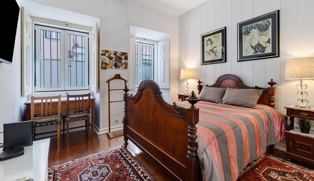 'Cantinho Lusitano in Príncipe Real' Apartment with Wi-Fi and Air Conditioning
