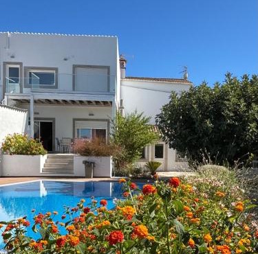 Casa Bravo