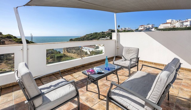Casa da Falesia - Oceanfront property with 2 bedroom and private pool