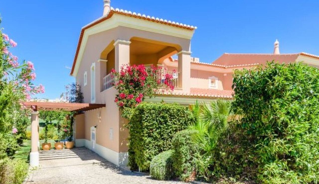 Casa Mapie - Boavista Golf Resort & Spa by Interhome