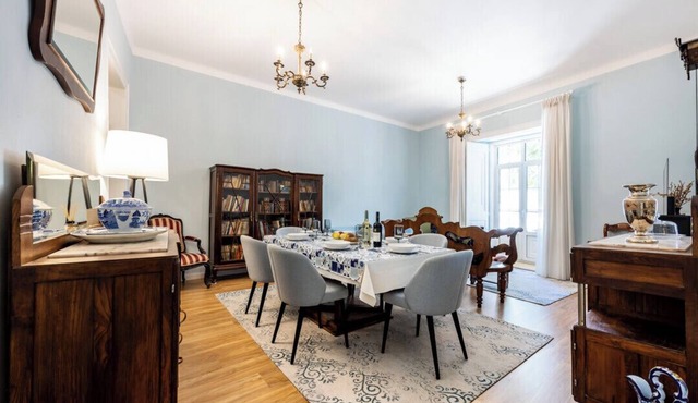 Casa Matias - Stylish 4BR Apartment Lagos Old Town in Lagos