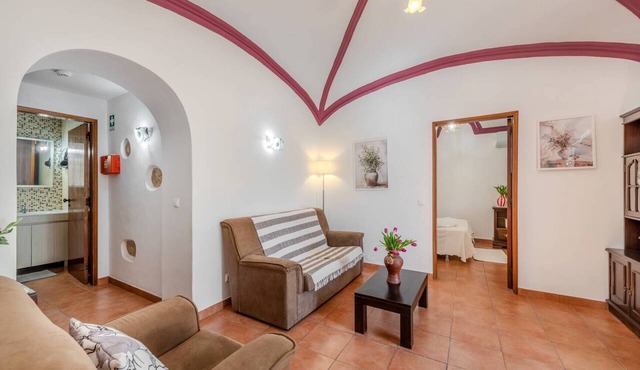 Casinha dos Avós - With Pool in Faro