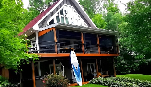 Chalet de luxe Équinoxe - waterfront with Spa in Lac-aux-Sables